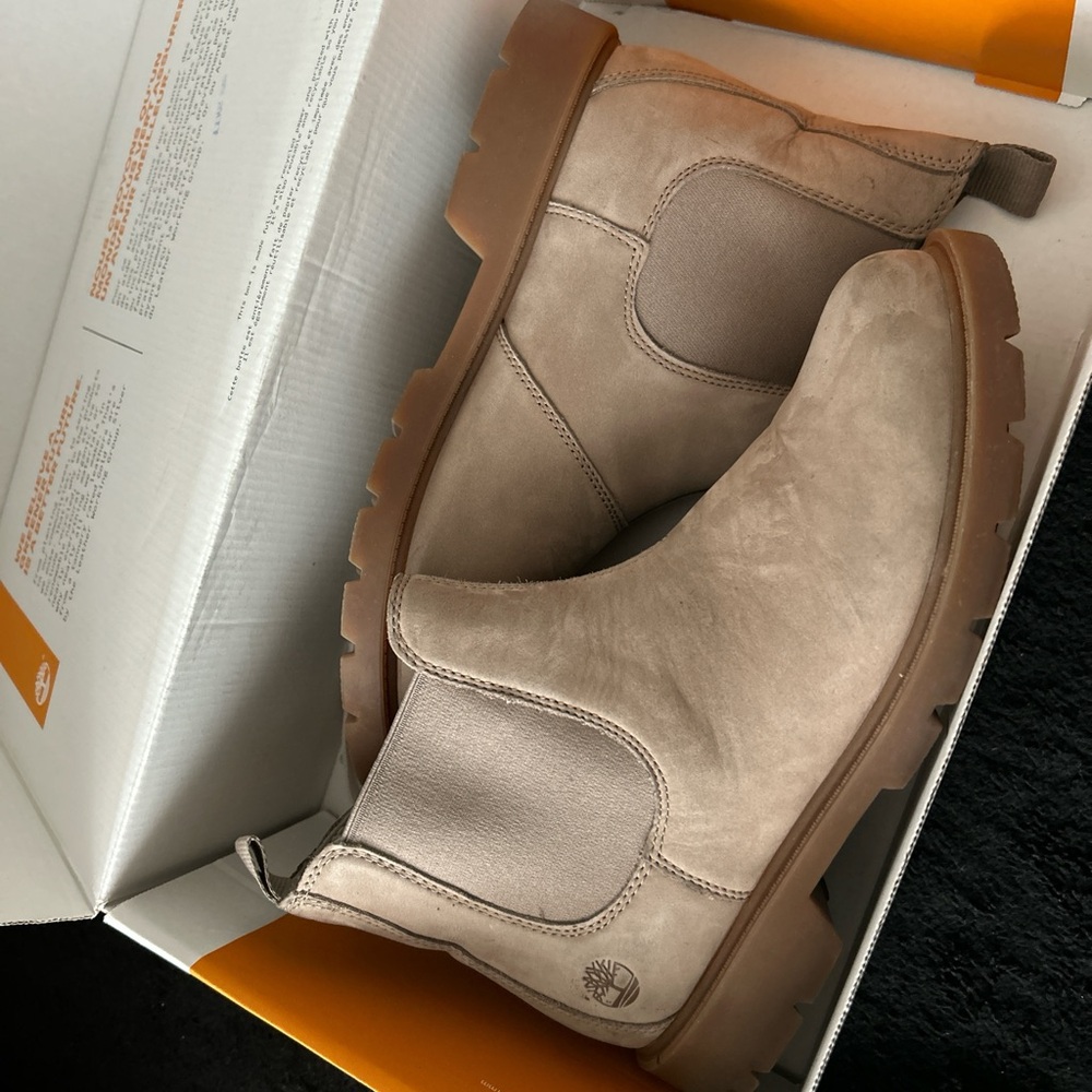 Timberland Tan Chelsea Boots